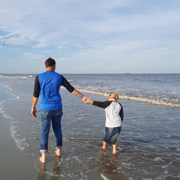 Meet your Posher, E - Picture 2 of 6